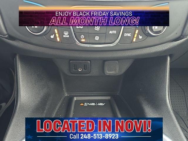 used 2023 Chevrolet Traverse car, priced at $28,500