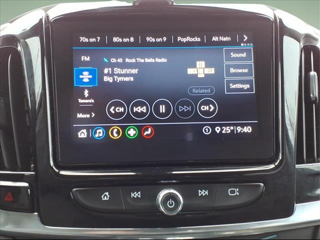 used 2021 Chevrolet Traverse car, priced at $20,900