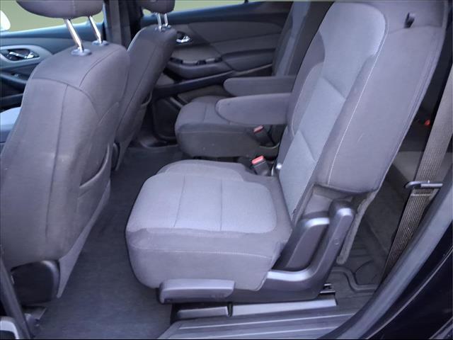 used 2023 Chevrolet Traverse car, priced at $28,100