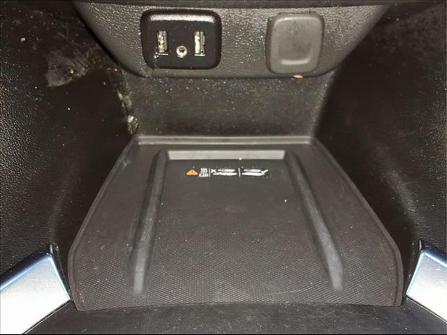 used 2023 Chevrolet Traverse car, priced at $28,100