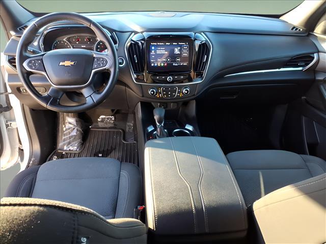 used 2023 Chevrolet Traverse car, priced at $25,300