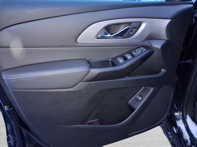 used 2023 Chevrolet Traverse car, priced at $31,703