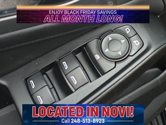 used 2023 Chevrolet Traverse car, priced at $28,800