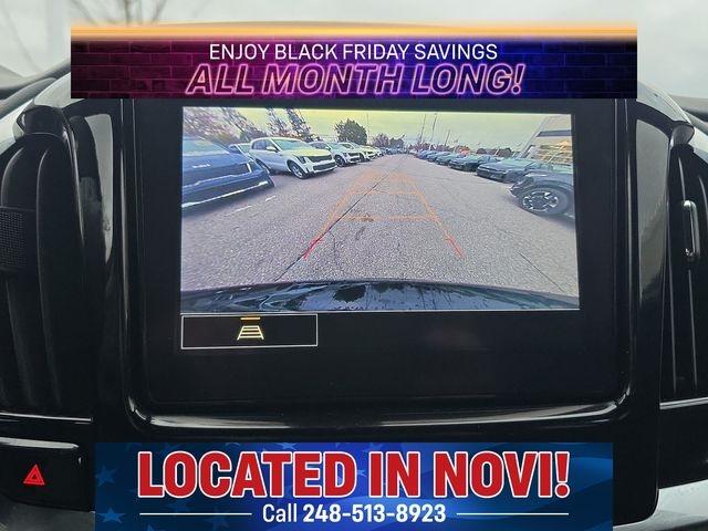 used 2023 Chevrolet Traverse car, priced at $28,800