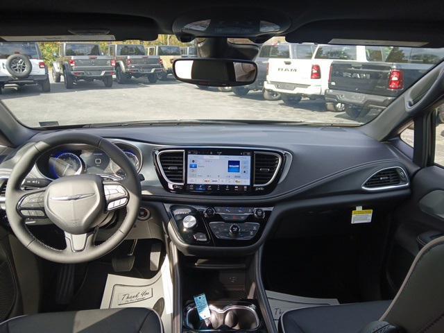 new 2026 Chrysler Pacifica car, priced at $51,627