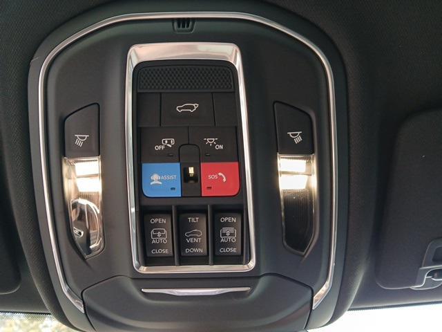 new 2025 Jeep Grand Cherokee car, priced at $49,485