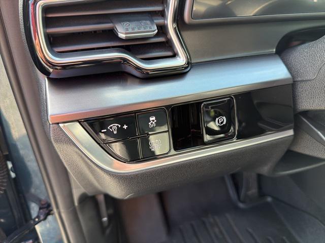 used 2023 Kia Sportage Hybrid car, priced at $28,264