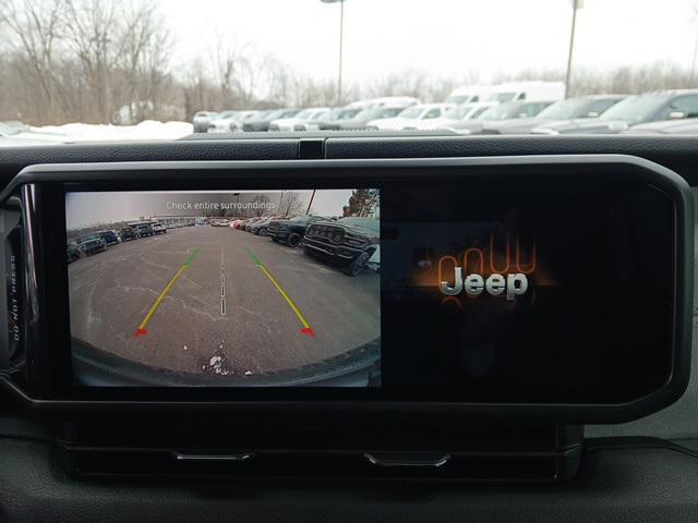 new 2026 Jeep Wrangler car, priced at $46,534