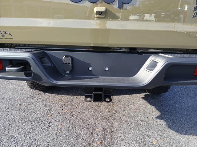 new 2025 Jeep Gladiator car, priced at $45,879