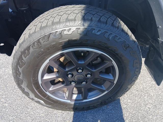 used 2020 Jeep Gladiator car, priced at $25,474