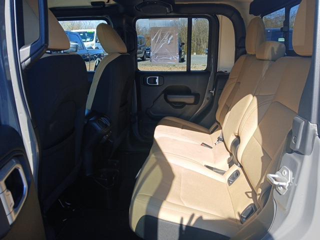 used 2020 Jeep Gladiator car, priced at $25,474