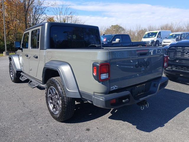 used 2020 Jeep Gladiator car, priced at $25,474