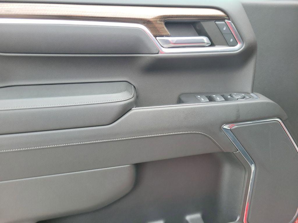 used 2023 Chevrolet Silverado 1500 car, priced at $38,900