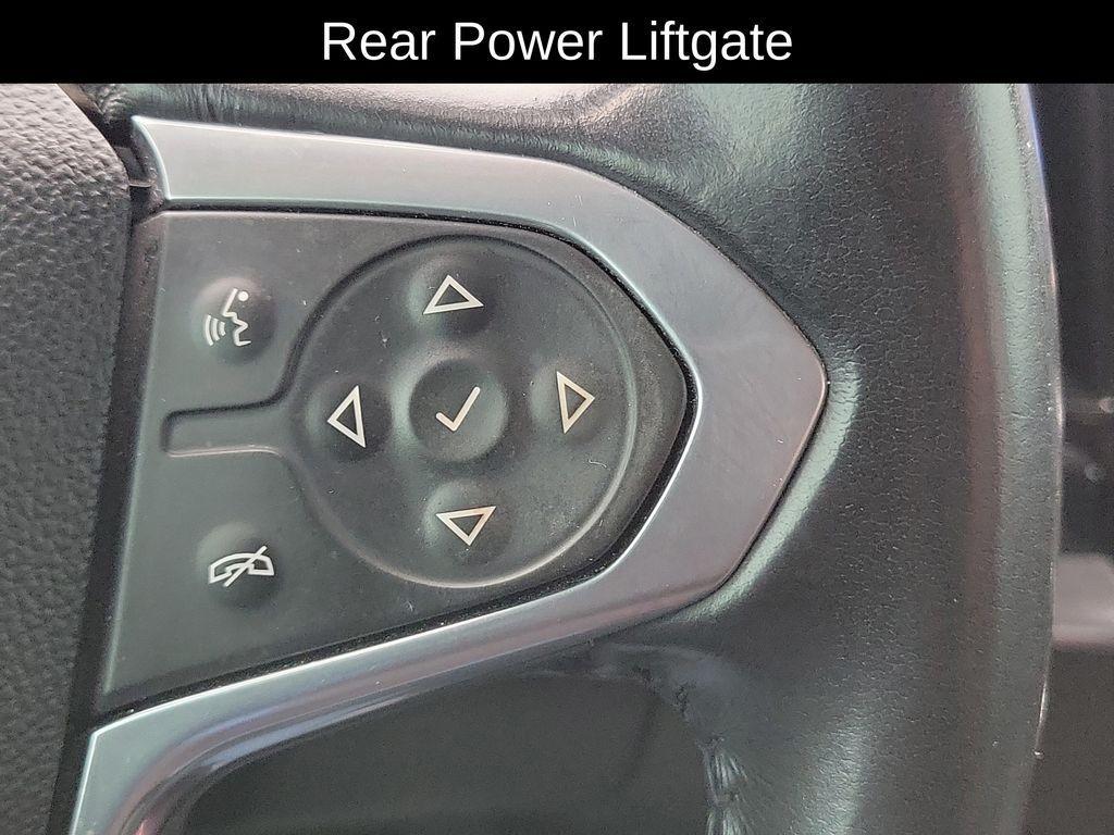 used 2021 Chevrolet Traverse car, priced at $21,000