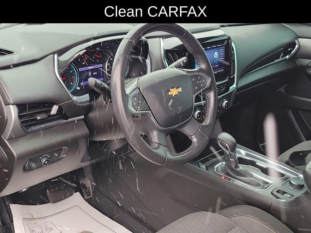 used 2021 Chevrolet Traverse car, priced at $21,000
