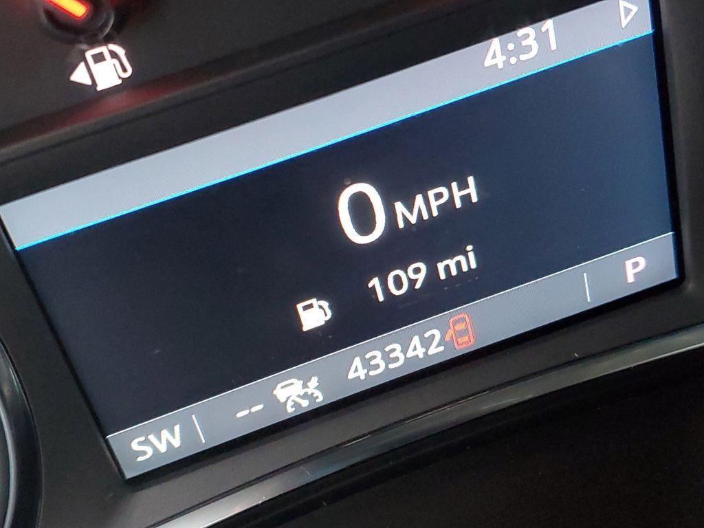 used 2024 Chevrolet Equinox car, priced at $24,950