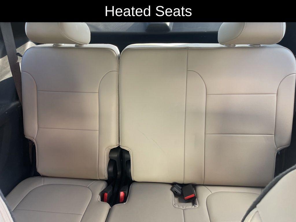 used 2023 Chevrolet Traverse car, priced at $31,700