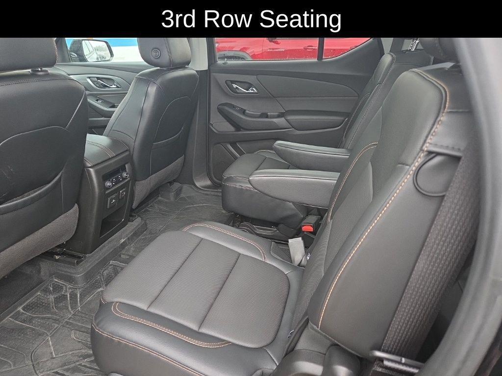 used 2018 Chevrolet Traverse car, priced at $23,900