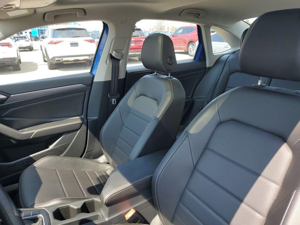 used 2023 Volkswagen Jetta car, priced at $20,404