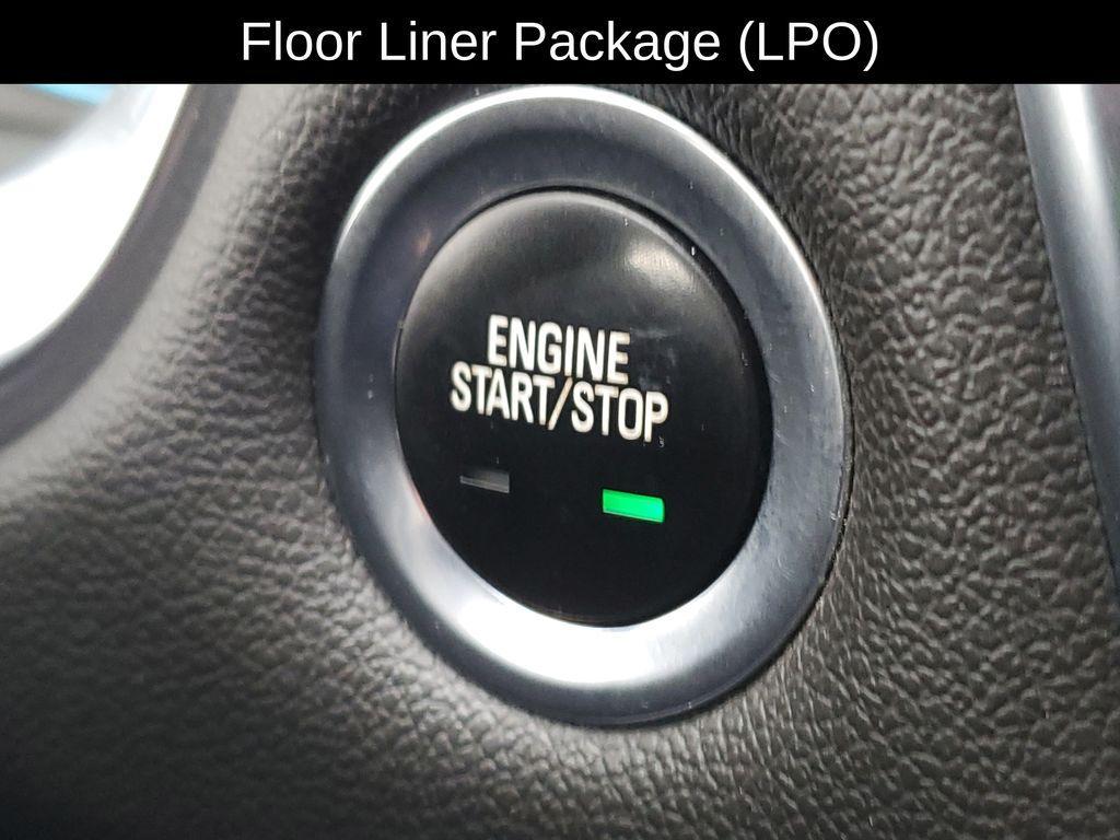 used 2022 Chevrolet Traverse car, priced at $24,300