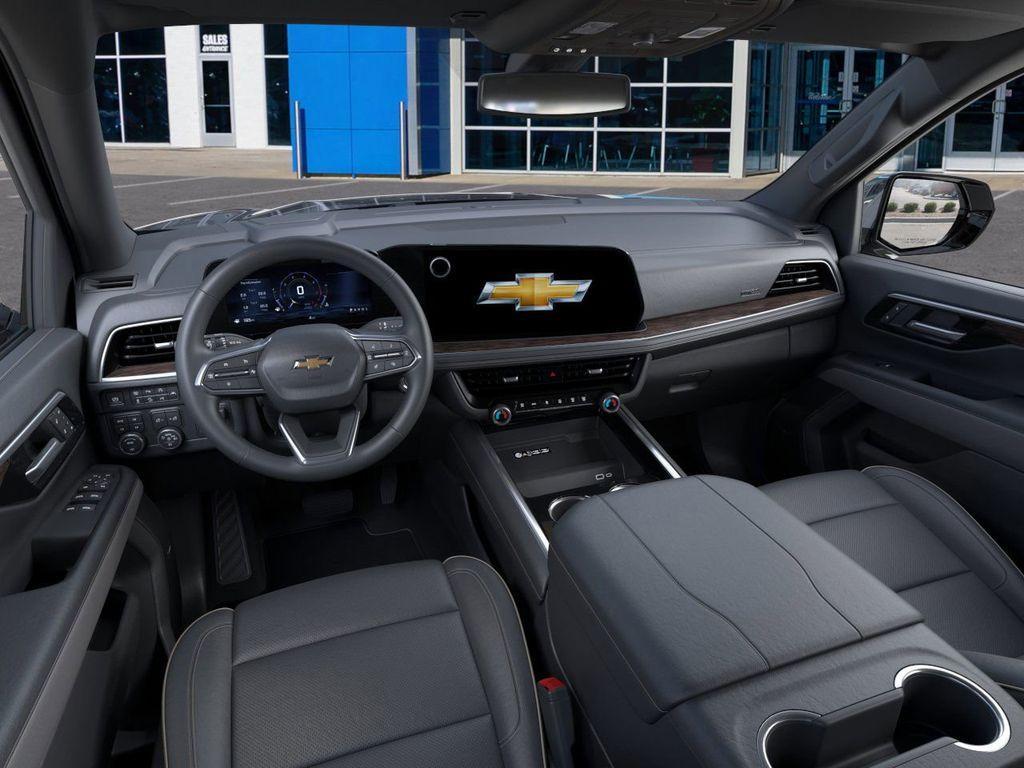 new 2025 Chevrolet Suburban car, priced at $77,943