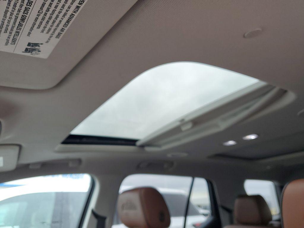 used 2020 Chevrolet Traverse car, priced at $25,900