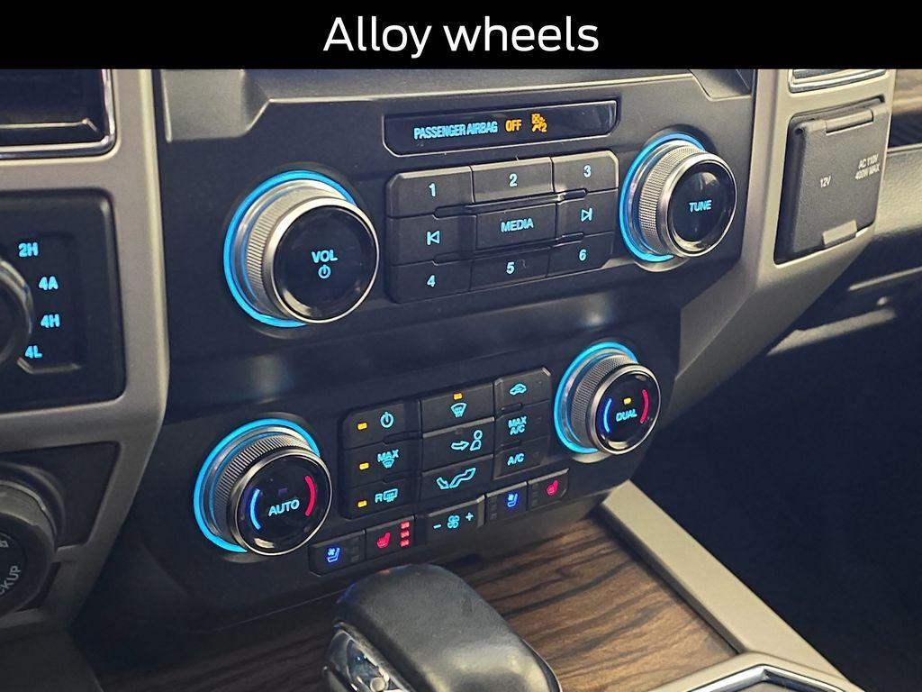 used 2019 Ford F-150 car, priced at $31,900