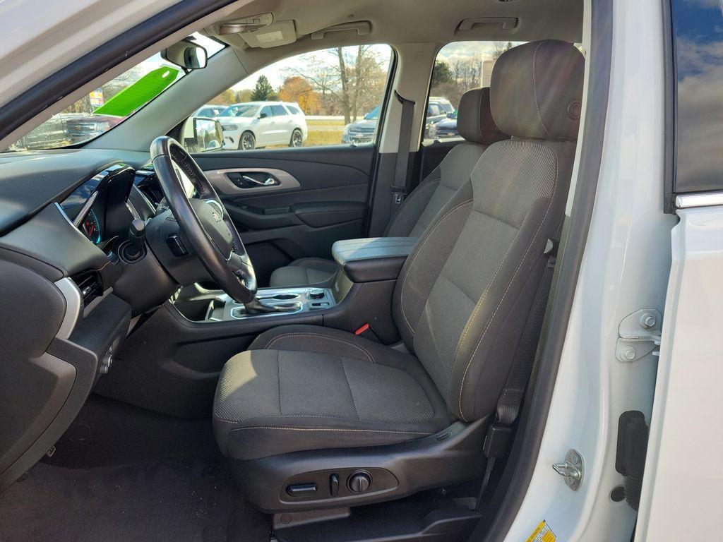 used 2019 Chevrolet Traverse car, priced at $12,950