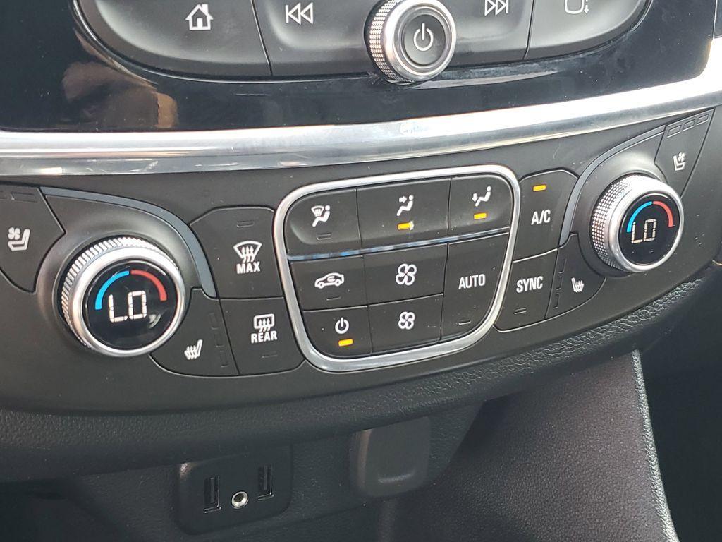 used 2018 Chevrolet Traverse car, priced at $19,200