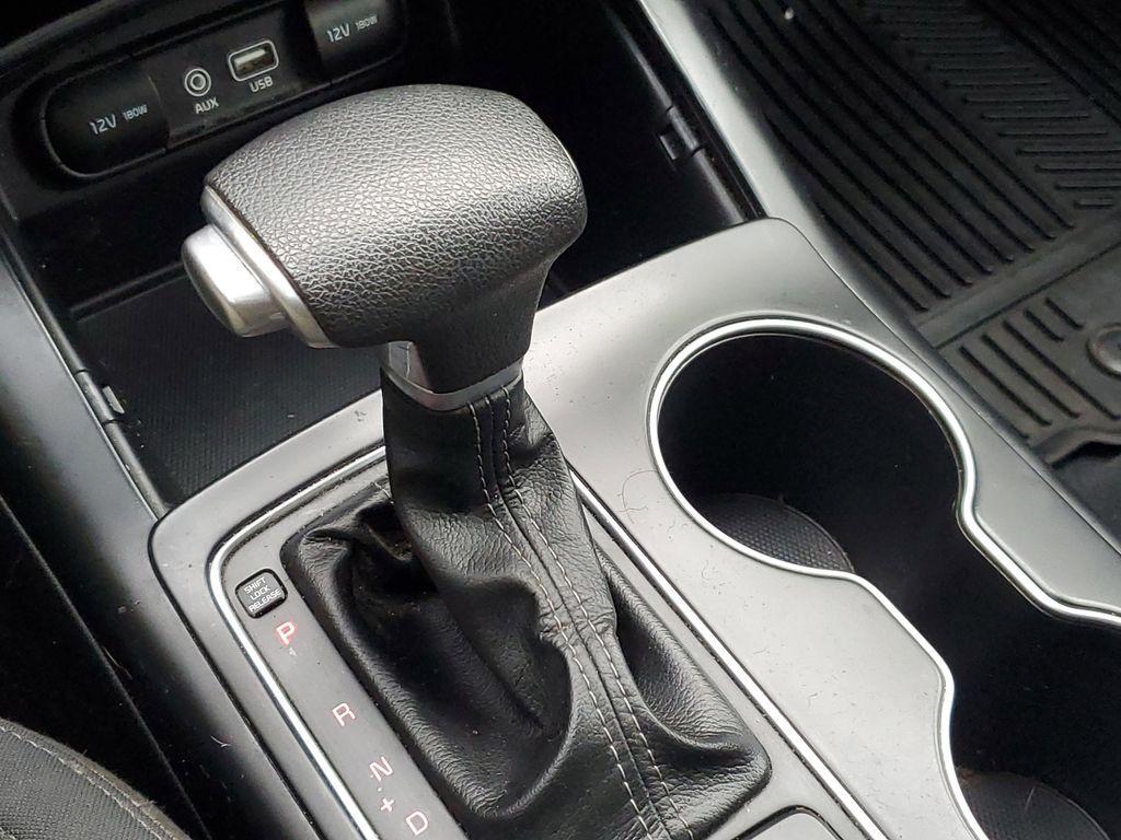 Everlasting Silver 2019 Kia Sorento L