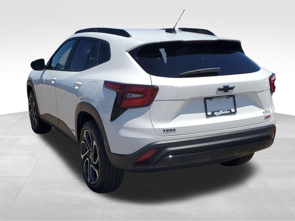 used 2025 Chevrolet Trax car, priced at $25,304