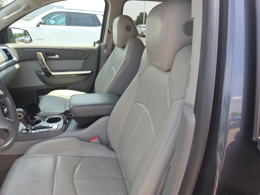 used 2013 GMC Acadia car, priced at $6,299