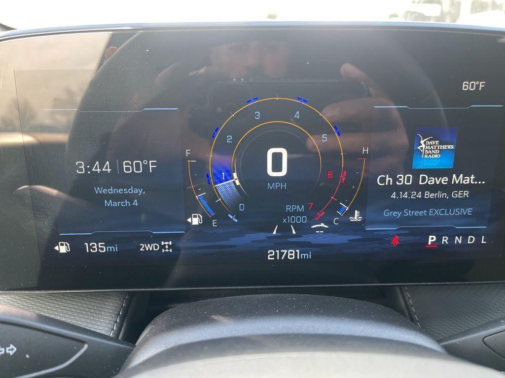 used 2025 Chevrolet Equinox car, priced at $29,887