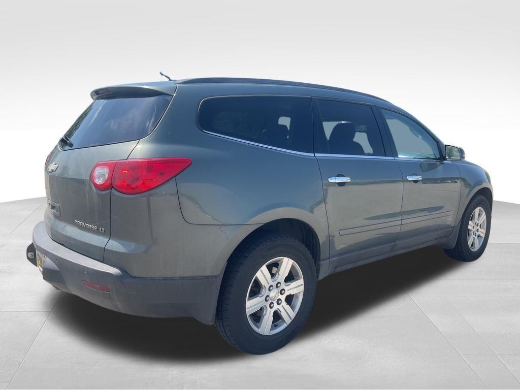 used 2011 Chevrolet Traverse car, priced at $7,995