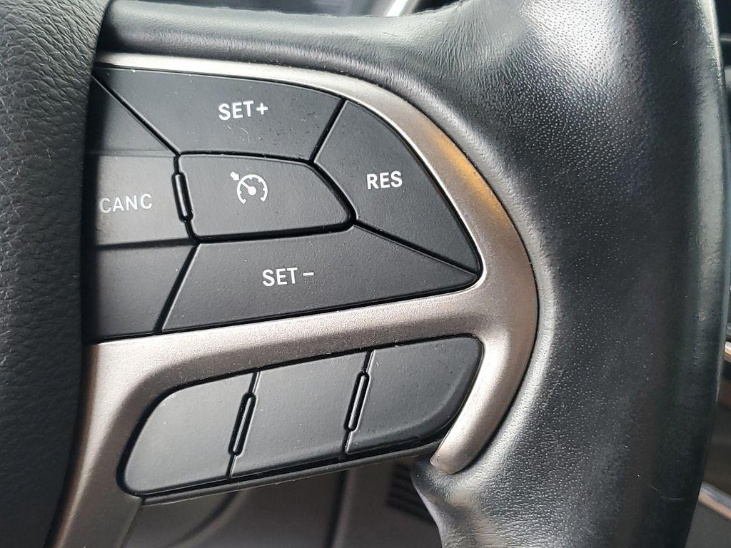 used 2019 Jeep Grand Cherokee car, priced at $16,100