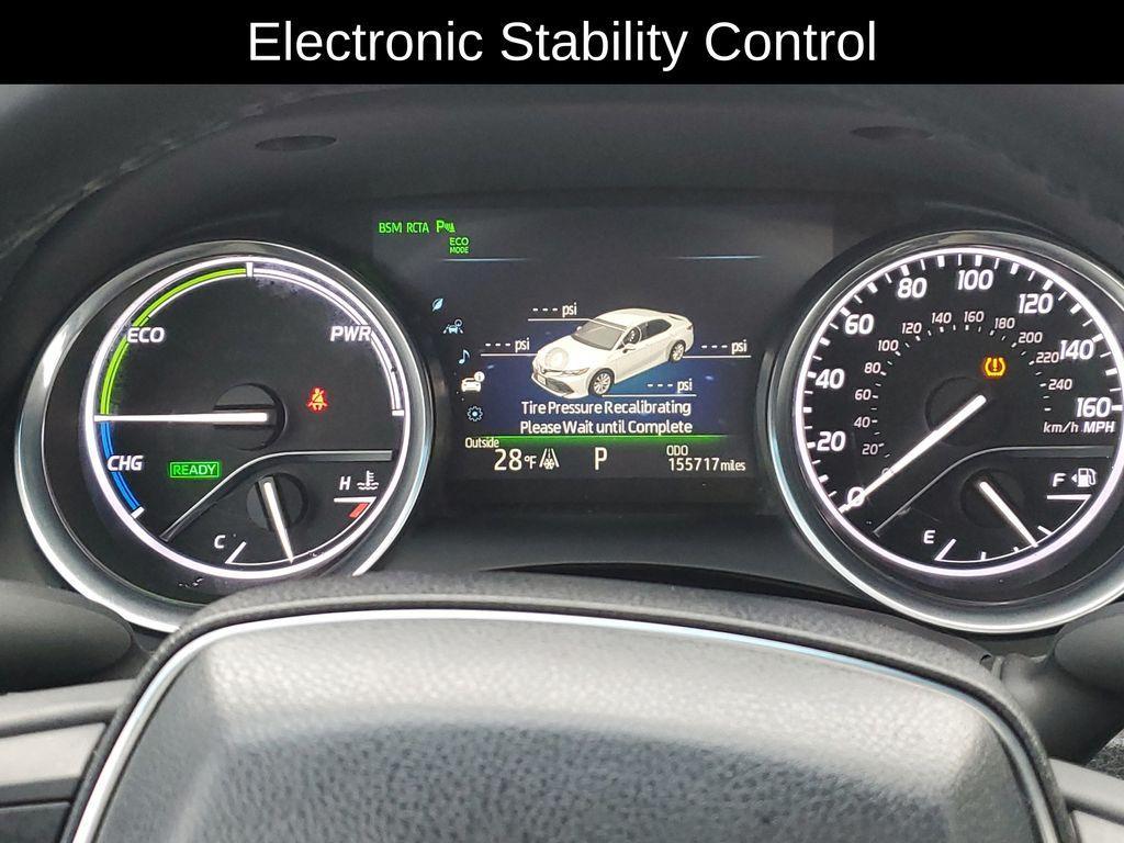 used 2018 Toyota Camry Hybrid car, priced at $16,500
