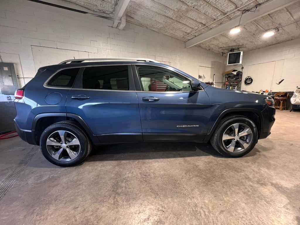 used 2019 Jeep Cherokee car, priced at $15,995