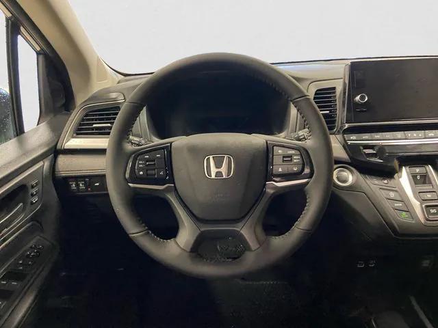 new 2026 Honda Odyssey car, priced at $43,500