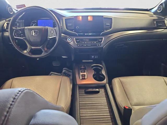 used 2022 Honda Passport car, priced at $29,999