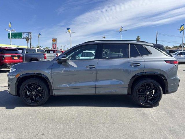 used 2025 Volkswagen Tiguan car, priced at $35,881