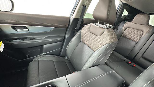 new 2026 Nissan Murano car, priced at $45,716