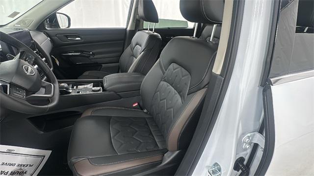 new 2026 Nissan Pathfinder car, priced at $48,438