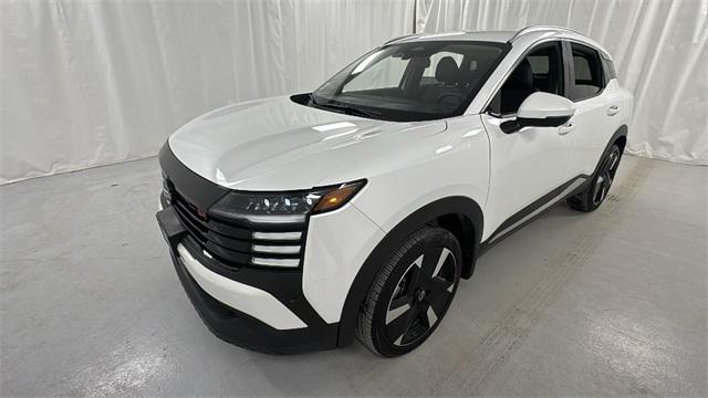 used 2025 Nissan Kicks car, priced at $23,989