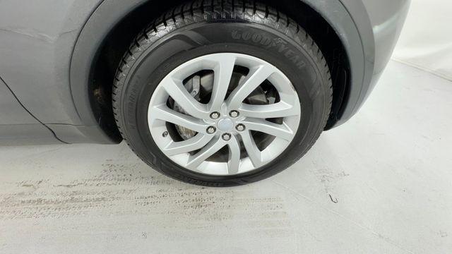 used 2018 Land Rover Discovery car, priced at $14,500