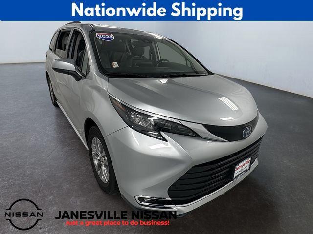 used 2024 Toyota Sienna car, priced at $38,500