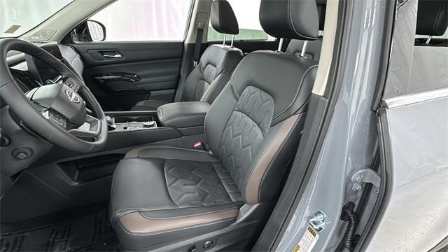 new 2026 Nissan Pathfinder car, priced at $48,928