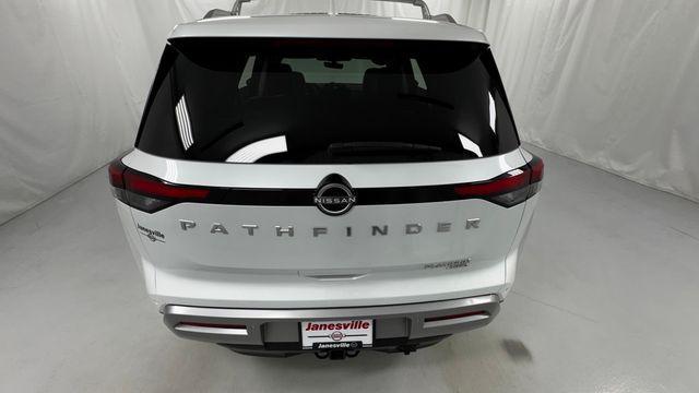 used 2025 Nissan Pathfinder car, priced at $44,000