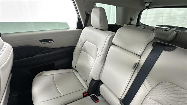 new 2026 Nissan Pathfinder car, priced at $40,781