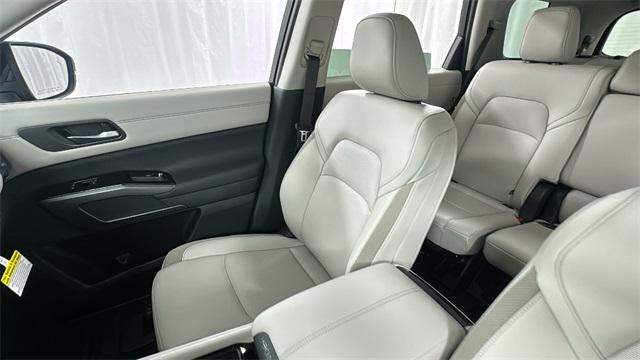 new 2026 Nissan Pathfinder car, priced at $40,781