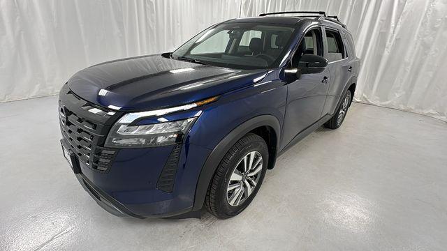 new 2026 Nissan Pathfinder car, priced at $39,981